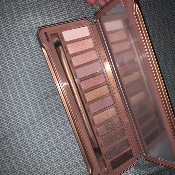 Pur Other - HOST PICK! Nude Eyeshadow Palette, Buff Collection